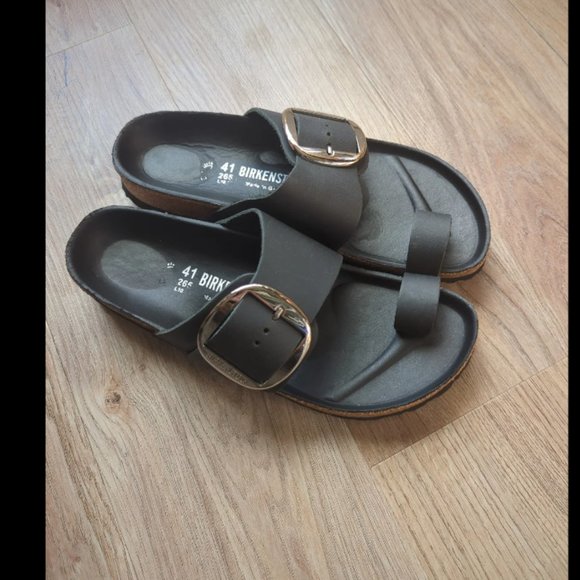 Birkenstock Miramar Big Buckle Toe Ring Sandals - Picture 4 of 9
